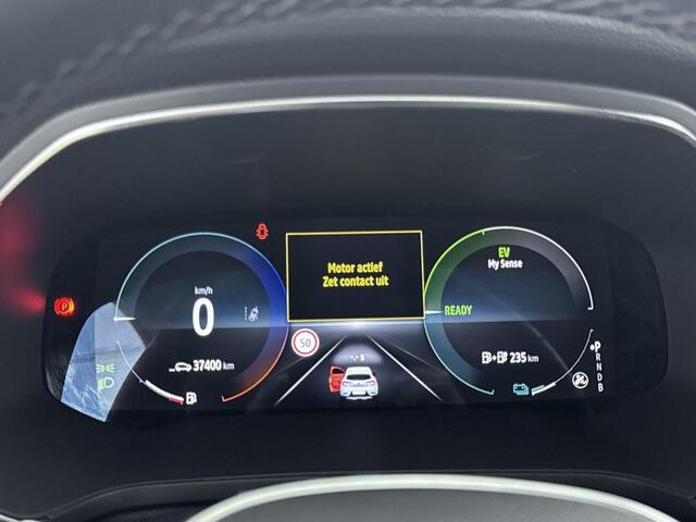 Renault CAPTUR 1.6 E-Tech Plug-In Hybrid Techno 160PK | Automaat | Trekhaak | Navigatie | Achteruitrijcamera | Climate Control | 18'' Inch Velgen | Half-Lederen Bekleding | Apple CarPlay & Android Auto