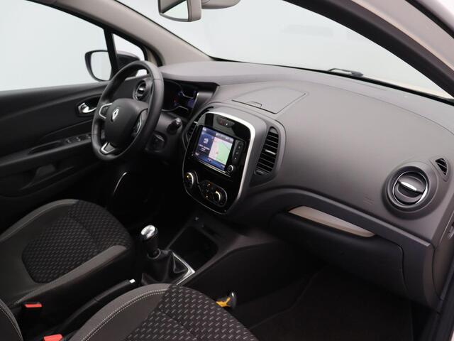Renault CAPTUR 0.9 TCe Intens | Trekhaak | Navigatie | Dodehoek detectie | Achteruitrijcamera | Parkeersensoren voor en achter |