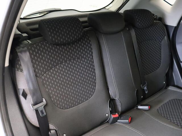 Renault CAPTUR 0.9 TCe Intens | Trekhaak | Navigatie | Dodehoek detectie | Achteruitrijcamera | Parkeersensoren voor en achter |