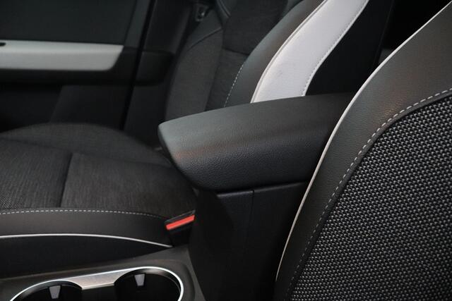 Renault CAPTUR 1.3 TCe 155 EDC Intens | Automaat | Schuif/Kanteldak | Pack Parking |