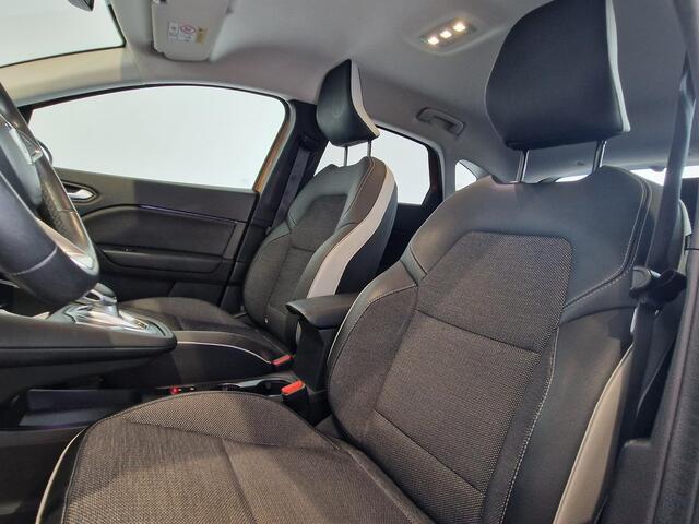 Renault CAPTUR 1.6 E-Tech Plug-in Hybrid 160 Intens | TREKHAAK | DEALER ONDERHOUDEN | TREEPLANKEN | NAVIGATIE | ACHTERUITRIJCAMERA |