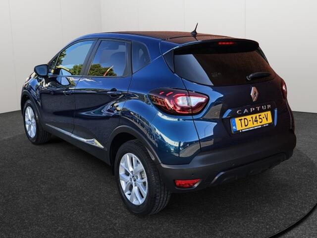 Renault CAPTUR 0.9 TCe Limited Parkeersensoren Navigatie Airco Cruise Control