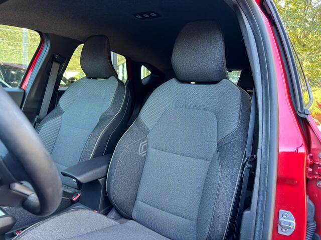 Renault CAPTUR 1.3 Mild Hybrid 160 Techno Trekhaak, achteruitrijcamera, Apple carplay/Android auto