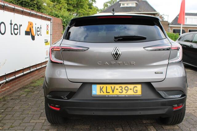 Renault CAPTUR 1.6 E-Tech Full Hybrid (HEV) 145 pk Techno met o.a. Apple Carplay / Android Auto