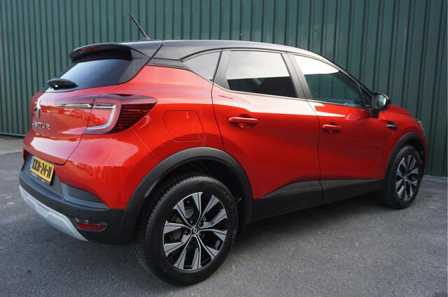 Renault CAPTUR 1.0 TCe 90pk Intens + Camera/ Keyless/ Navi/ Carplay/ All Season/ Garantie!