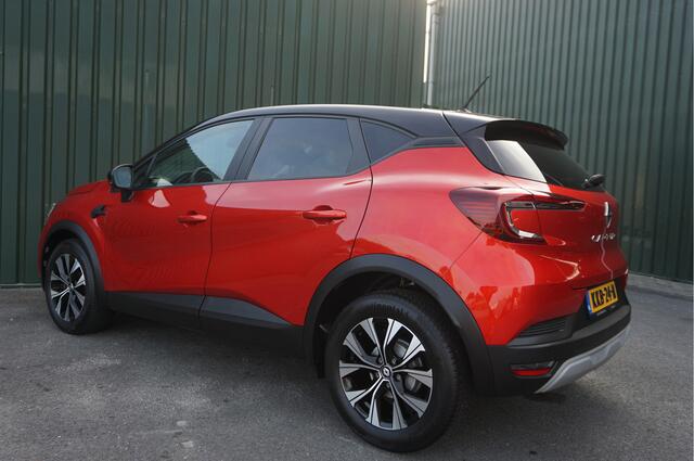 Renault CAPTUR 1.0 TCe 90pk Intens + Camera/ Keyless/ Navi/ Carplay/ All Season/ Garantie!