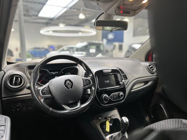 Renault CAPTUR 0.9 TCe Intens 90pk | Cruise control | Climate control | LED | 17" LMV | Parkeersensoren achter | Navigatie |