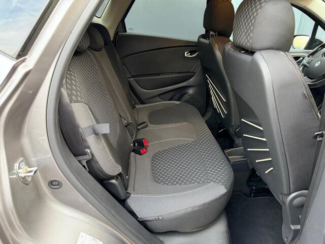 Renault CAPTUR 0.9 TCE Intens Two-tone lak, zwarte velgen