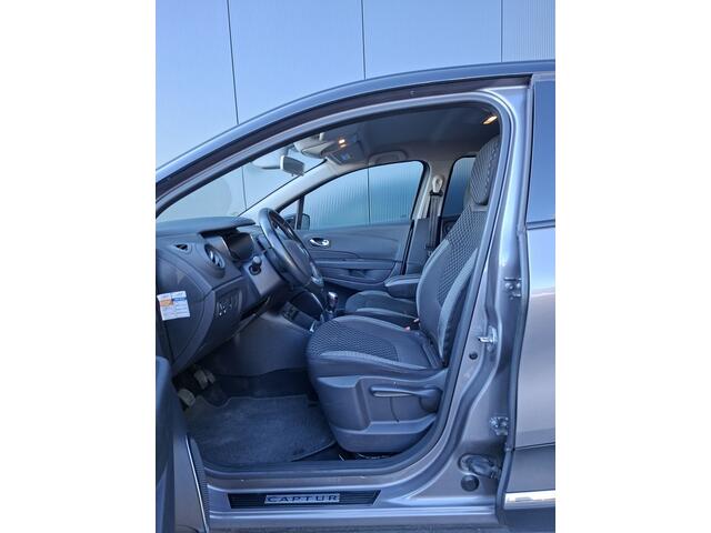 Renault CAPTUR 0.9 TCe Intens | Trekhaak | Nette auto | Bluetooth | All seasonbanden | Camera
