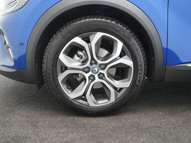 Renault CAPTUR 1.6 E-Tech Plug-in Hybrid 160 Intens - Virtual Cockpit - Afneembare trekhaak - All seasonbanden - BOSE Premium Audio