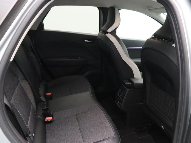 Renault CAPTUR 1.0 TCe 100 Intens | Cruise Control | Climate Control | Elektronische Handrem | Parkeersensoren Achter |