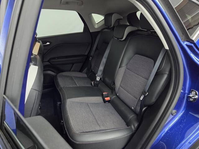 Renault CAPTUR 1.6 E-Tech Plug-in Hybrid 160 Intens | Camera | Parkeersensoren | Two Tone |