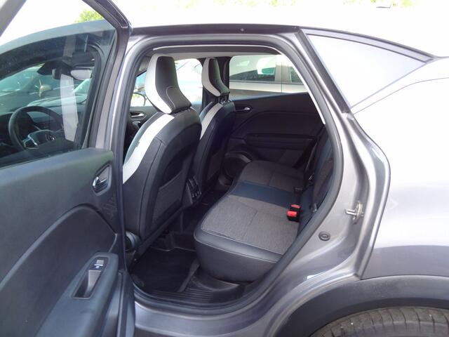 Renault CAPTUR 1.6 E-Tech Hybrid 145 Intens