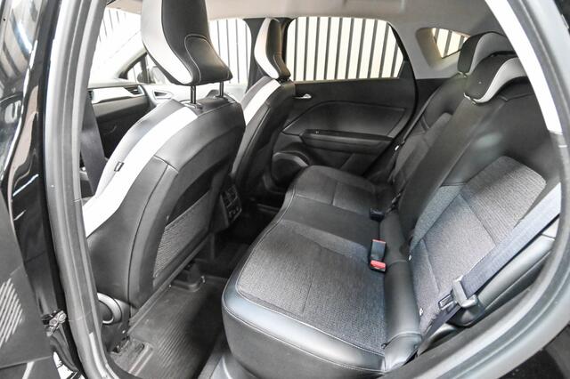Renault CAPTUR 1.3 TCe Ini. Paris