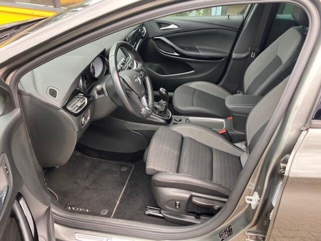 Renault CAPTUR 1.3 Tce 150 pk Intens - Pan dak - Navi - Apple/Android - camera