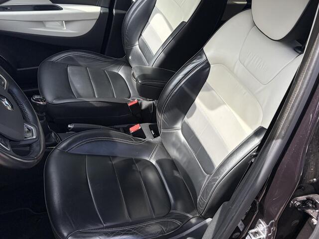Renault CAPTUR 1.2 TCe Initiale Paris Full Option