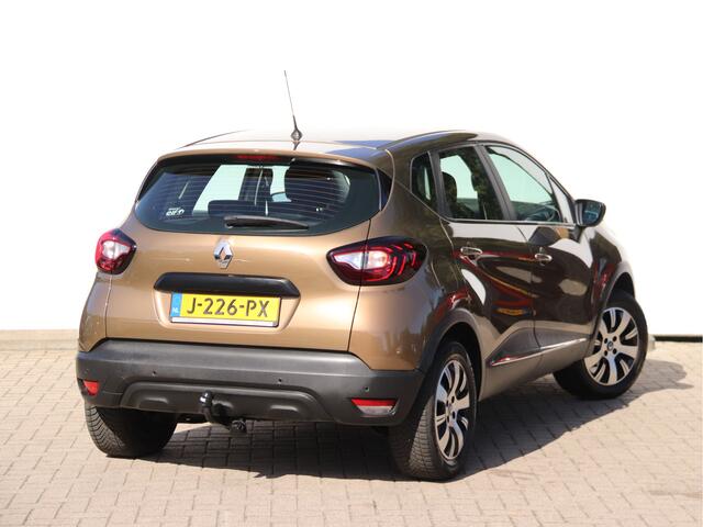 Renault CAPTUR 0.9 TCe Limited AIRCO / CRUISE / TREKHAAK / PDC ACHTER