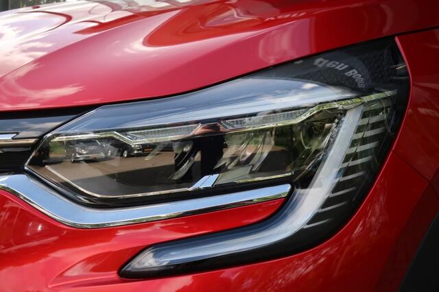 Renault CAPTUR 1.6 E-Tech, PHEV, Bose audio, All-Seasons, Stoelverw, Navi, Camera etc.