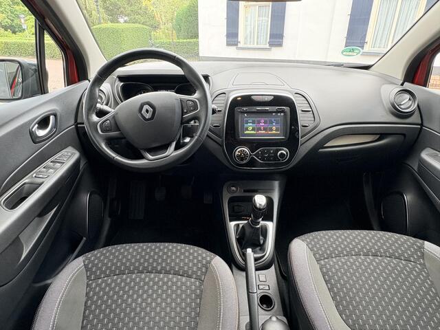 Renault CAPTUR TCe 120 Intens | Dealeronderhouden | Trekhaak | Reservewiel | Sterke 120 pk motor | All seasonbanden | Premium kleur Rouge Flamme |