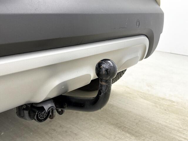 Renault CAPTUR 0.9 TCe Intens | Trekhaak | Camera | Apple Carplay/Android Auto | 17" Lichtmetalen velgen
