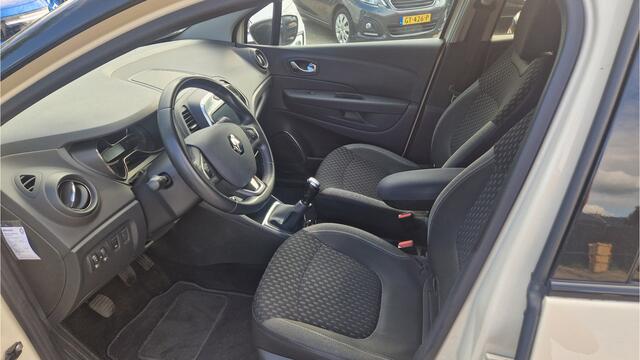 Renault CAPTUR 0.9 TCe Intens Trekhaak / Camera / Clima / Parkeersensoren / Zwart Dak