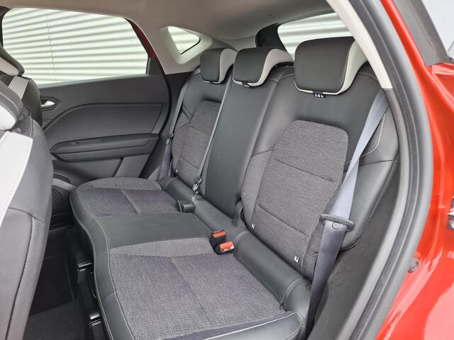 Renault CAPTUR 1.6 E-Tech Hybrid 145 Intens | Nieuw binnen | Airco | camera |