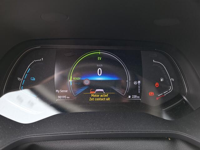Renault CAPTUR 1.6 E-Tech Hybrid 145 Intens | Nieuw binnen | Airco | camera |