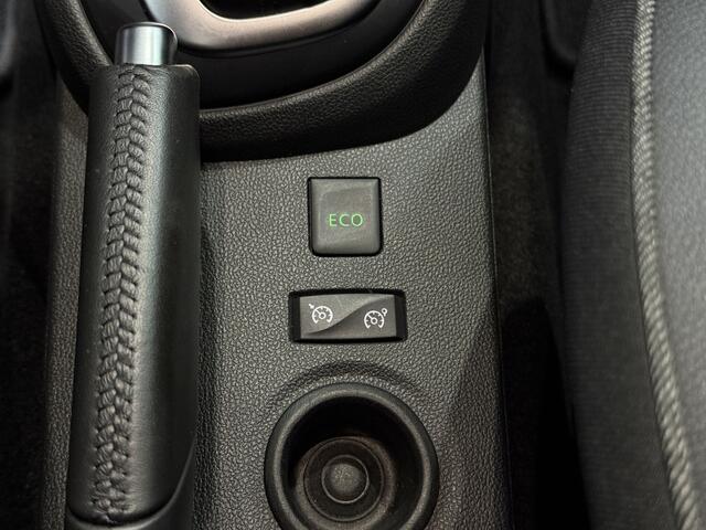 Renault CAPTUR 1.3 TCe 150pk Version S | Navi | Camera | Dodehoek | Stoelverwarming | LED | PDC |