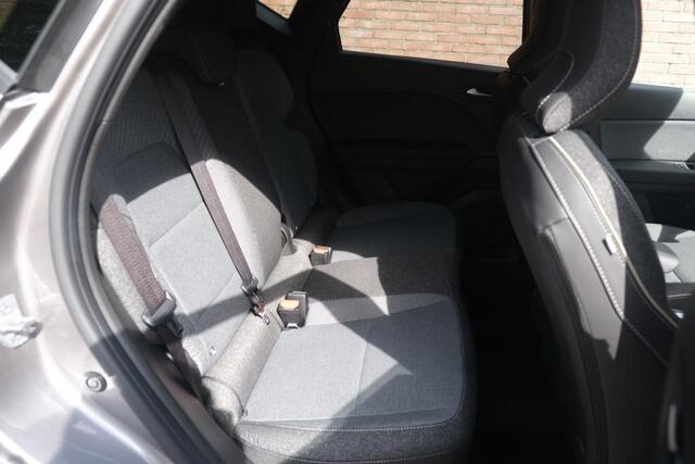Renault CAPTUR 1.8 E-Tech full hybrid 160pk techno - Navi - Camera - Adaptieve Cruise - Climate Control - Keyless