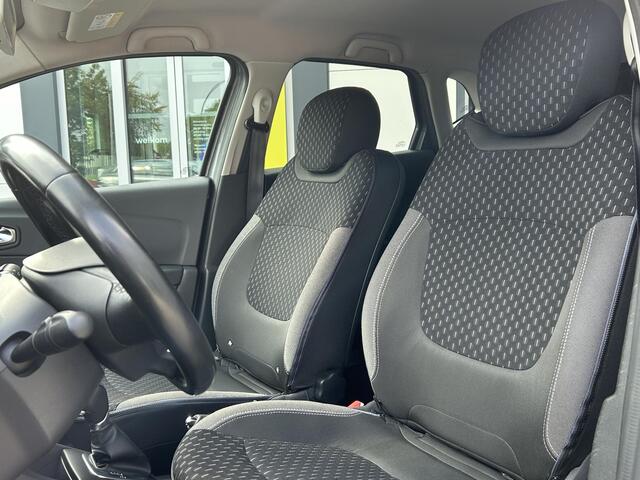 Renault CAPTUR 1.3 TCe Intens | Automaat | Camera | Trekhaak | All weather banden |