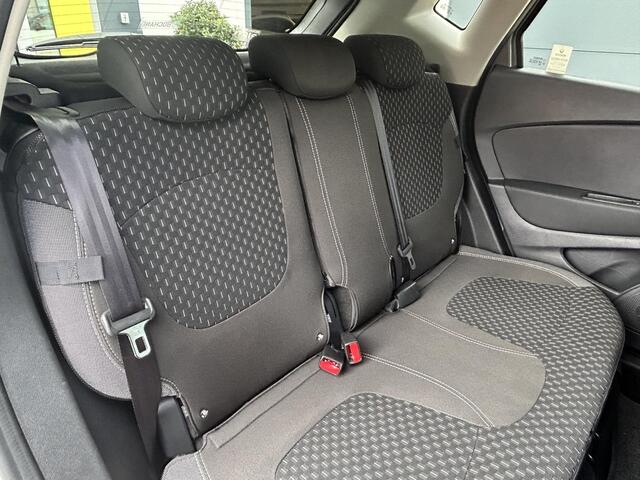 Renault CAPTUR 1.3 TCe Intens | Automaat | Camera | Trekhaak | All weather banden |