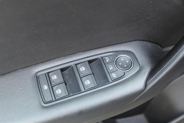 Renault CAPTUR 1.0 TCe 100 Business Zen Apple Carplay/Android Auto l airco automatisch l Achteruitrijcamera l Trekhaak
