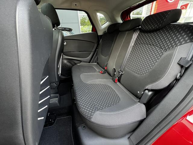 Renault CAPTUR 1.3 TCe Intens | Automaat | Panoramadak | Navigatie | Trekhaak |