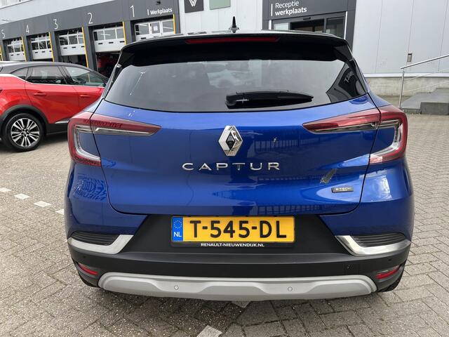 Renault CAPTUR 1.6 E-Tech full hybrid 145 iconic AUTOMAAT l SCHUIF KANTEL DAK / LEDEREN INTERIEUR / STOELVERWARMING / STUURWIEL VERWARMING