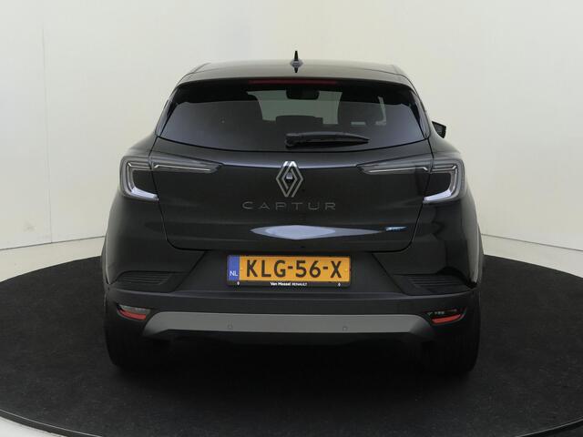 Renault CAPTUR 1.8 E-Tech full hybrid 160 esprit Alpine | Google Navigatie | Adaptieve Cruise Control met Stuurhulp | Stoel,- Stuur en Voorruitverwarming | 360 Graden Camera | 19'' Inch Velgen | Apple CarPlay & Android Auto