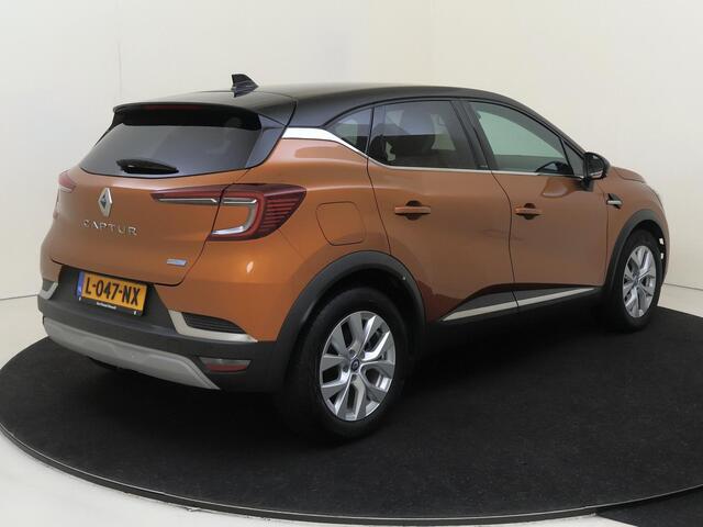 Renault CAPTUR 1.6 E-Tech Plug-in Hybrid 160 Intens Groot scherm Navigatie | Afneembare Trekh. | Camera | Full Led | Climate Control | 1e Eig.