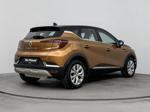 Renault CAPTUR 1.6 E-Tech Plug-in Hybrid 160 Intens | Airco Automatisch | Achteruitrijcamera | Apple Carplay/Android Auto | Cruise Control | Keyless | LED | Parkeersensoren Voor en Achter | Stoel- en Stuurverwarming |