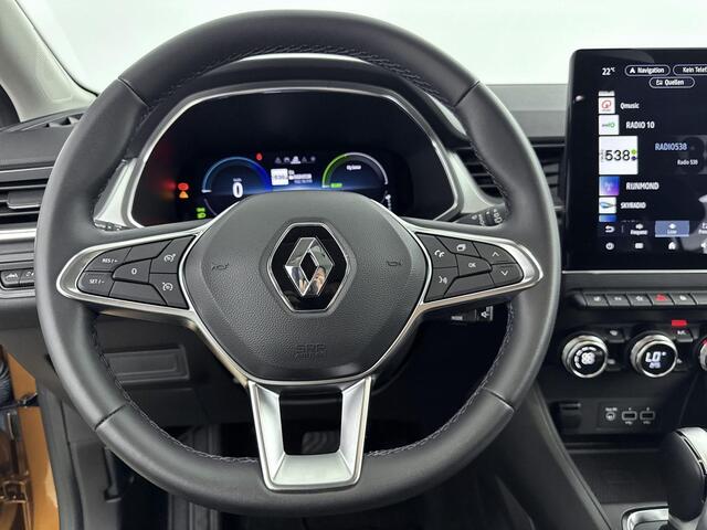 Renault CAPTUR 1.6 E-Tech Plug-in Hybrid 160 Intens | Airco Automatisch | Achteruitrijcamera | Apple Carplay/Android Auto | Cruise Control | Keyless | LED | Parkeersensoren Voor en Achter | Stoel- en Stuurverwarming |