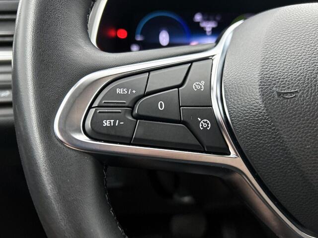 Renault CAPTUR 1.6 E-Tech Plug-in Hybrid 160 Intens | Apple Carplay/Android Auto | Cruise Control | Climate Control | Achteruitrijcamera | Parkeersensoren Voor en Achter | Keyless |