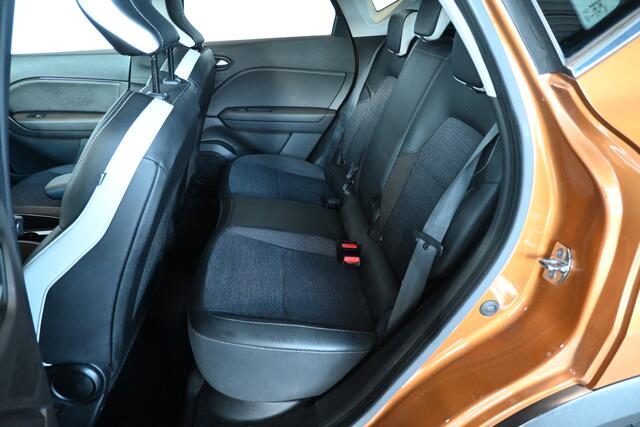 Renault CAPTUR 1.6 E-Tech Plug-in Hybrid 160 Intens Clima Cruise Navigatie 360° Gr Camera 1e Eigenaar Trekhaak Inruil Mogelijk!