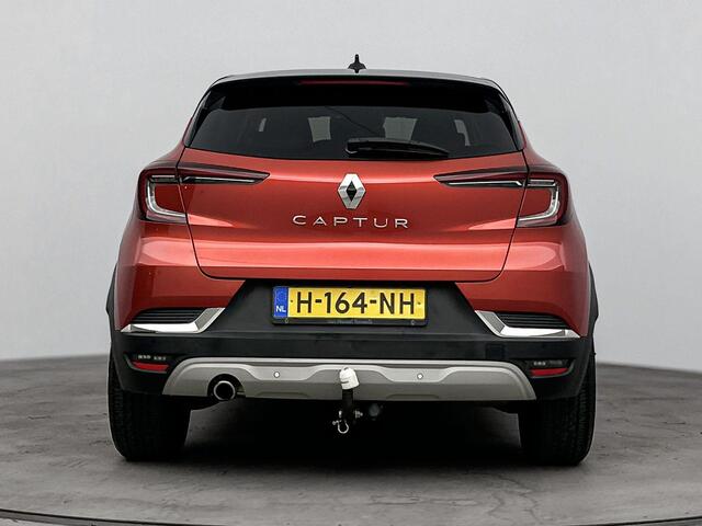 Renault CAPTUR 1.0 TCe 100Pk Intens | Navigatie | Climate Control | Cruise Control | Parkeersensoren incl. Camera | Trekhaak | Apple Carplay/Android Auto | Extra Getint Glas | Keyless Start&Entry |