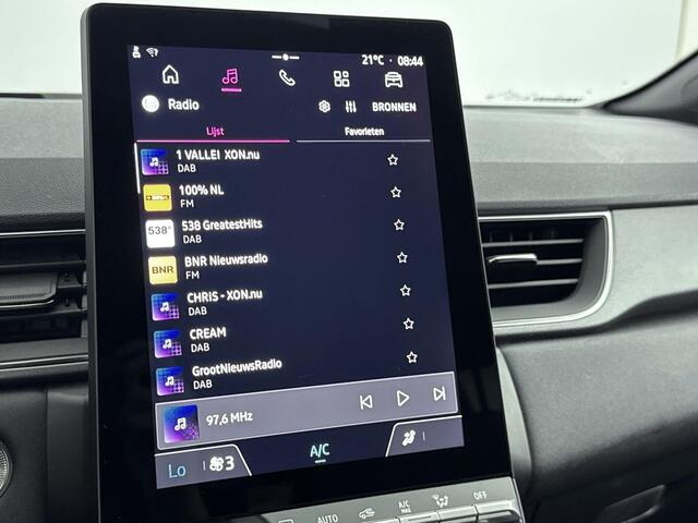 Renault CAPTUR 1.3 mild hybrid 160Pk Techno | Navigatie via Apple & Android Carplay | Parkeersensoren & Achteruitrijcamera | Climate Control | Cruise Control & Snelheidsbegrenzer | Privacy Glass |