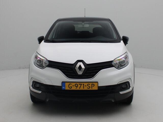Renault CAPTUR TCe 90 Limited | MediaNav navigatiesysteem met Apple CarPlay & Android Auto | Airco | Lichtmetalen velgen | Privacy Glass | Parkeersensoren achter | Two-tone metaalkleur |