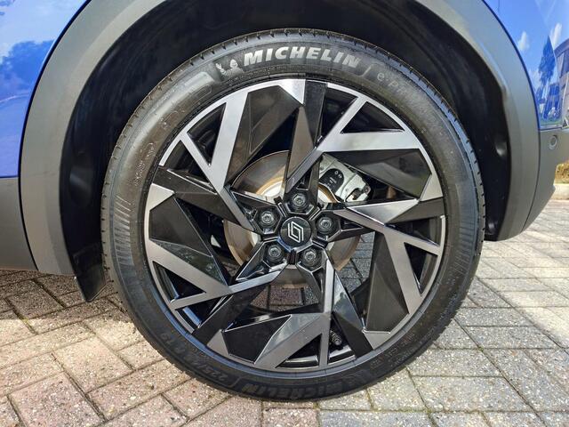 Renault CAPTUR II 1.6 E-Tech Hybrid Esprit Alpine Adaptive Cruise, 19 inch, Camera, Nieuwstaat!