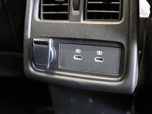 Renault CAPTUR E-Tech full hybrid 145 Esprit Alpine | Stuurwielverwarming | Achteruitrijcamera | Adaptieve cruise control | Navigatie |