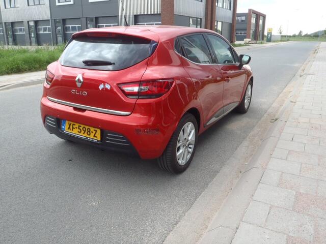 Renault CLIO 0.9 TCE LIMITED