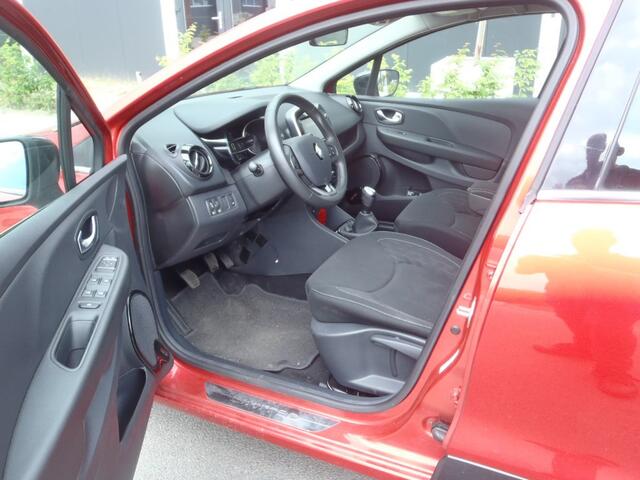 Renault CLIO 0.9 TCE LIMITED