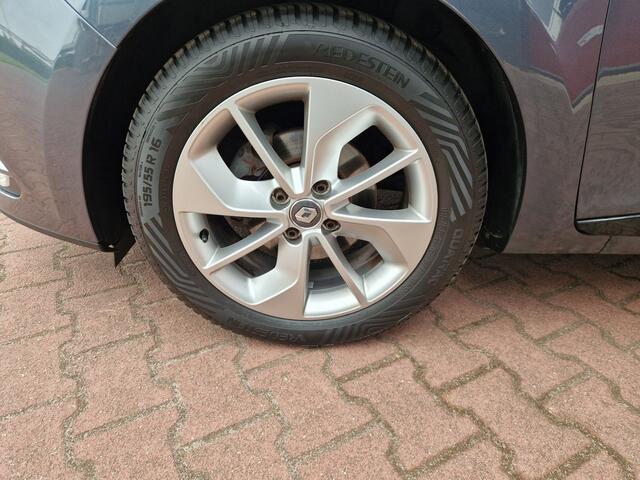 Renault CLIO 0.9 TCe Limited 12MND BOVAG GAR | NAVI | AIRCO | TREKHAAK | PDC | LMV 16"