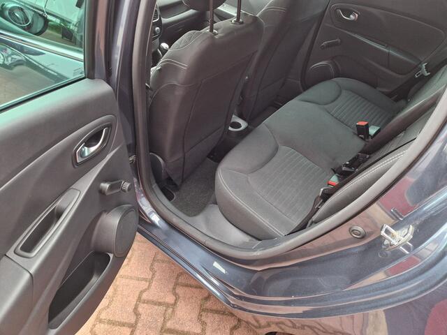 Renault CLIO 0.9 TCe Limited 12MND BOVAG GAR | NAVI | AIRCO | TREKHAAK | PDC | LMV 16"
