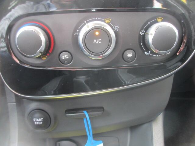 Renault CLIO Estate TCe 90PK Zen / CAMERA / NAVI / PARKEER SENSOREN A